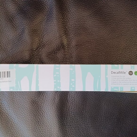 NEW Colorful Hot Air Balloon Wall Decals - Picture 3 of 7